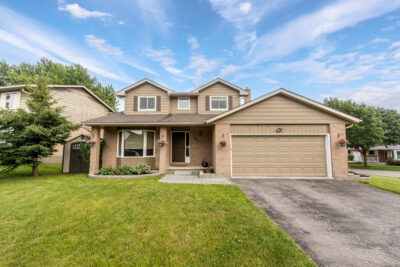 151 Acorn Crescent – SOLD - Medway Neighbourhood Close To Nature Trails - Elevate Real Estate Group - Royal LePage Triland Realty 151 Acorn Crescent – SOLD - Medway Neighbourhood Close To Nature Trails - Elevate Real Estate Group - Royal LePage Triland Realty