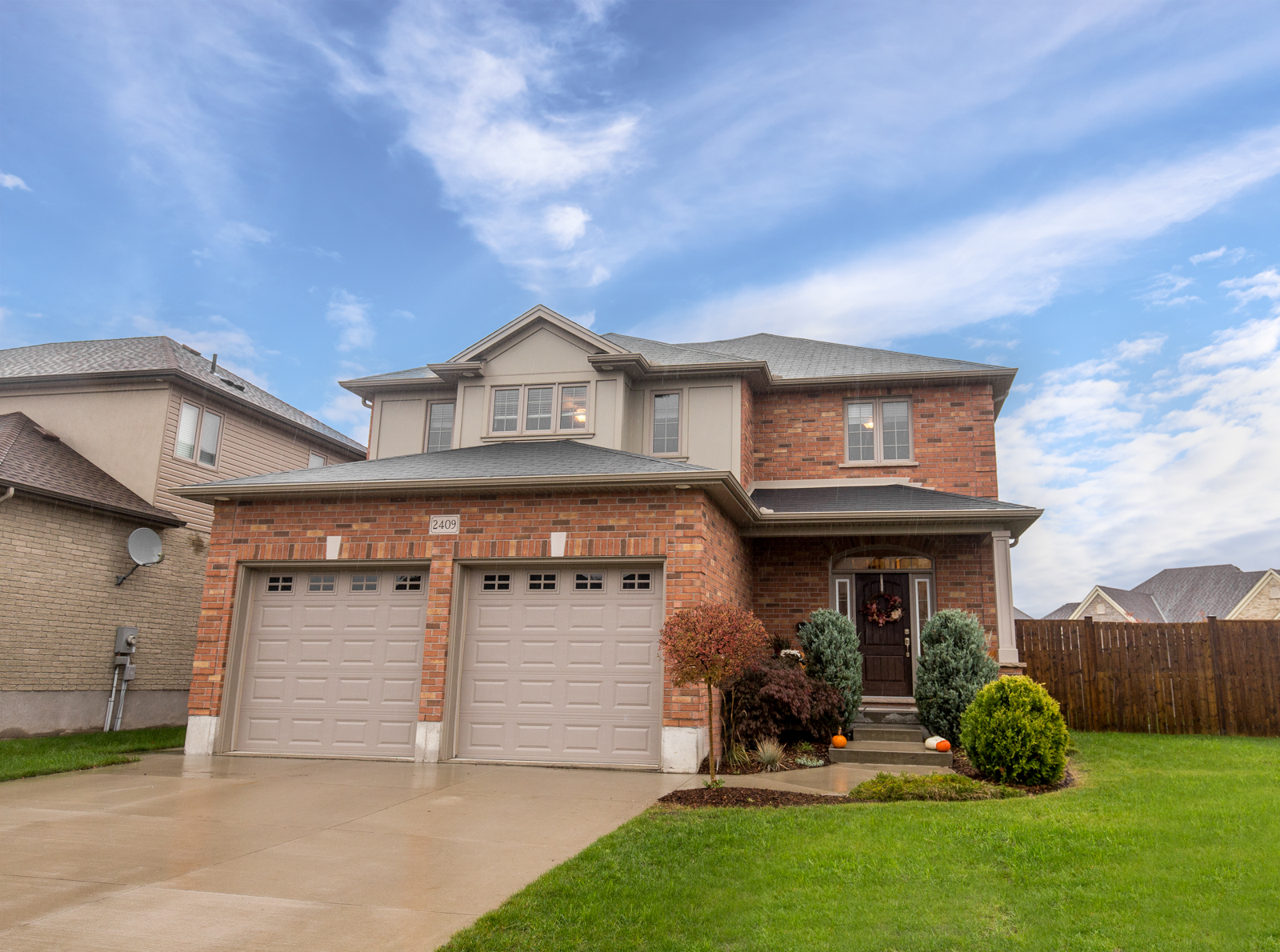 2409 Gatenby Street – SOLD - Riverbend West Executive Home - Elevate Real Estate Group - Royal LePage Triland 2409 Gatenby Street – SOLD - Riverbend West Executive Home - Elevate Real Estate Group - Royal LePage Triland