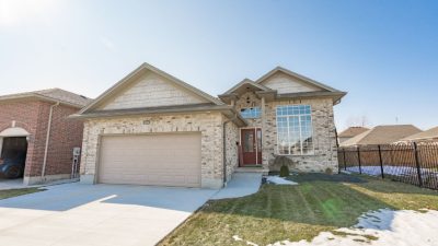 562 Agnes Drive - SOLD - Beautiful Strathroy raised ranch - Elevate Real Estate Group - Royal LePage Triland 562 Agnes Drive - SOLD - Beautiful Strathroy raised ranch - Elevate Real Estate Group - Royal LePage Triland
