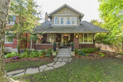 195 Victoria Street – SOLD - Traditional London Old North Home - Elevate Real Estate Group - Royal LePage Triland 195 Victoria Street – SOLD - Traditional London Old North Home - Elevate Real Estate Group - Royal LePage Triland