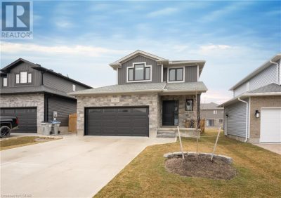 381 Beech Street - Family friendly lucan ontario