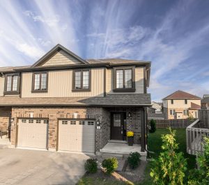 1030 Oakcrossing Gate - SOLD - Oakridge Meadows Condos - Elevate Real Estate Group - Royal LePage Triland Realty 1030 Oakcrossing Gate - SOLD - Oakridge Meadows Condos - Elevate Real Estate Group - Royal LePage Triland Realty