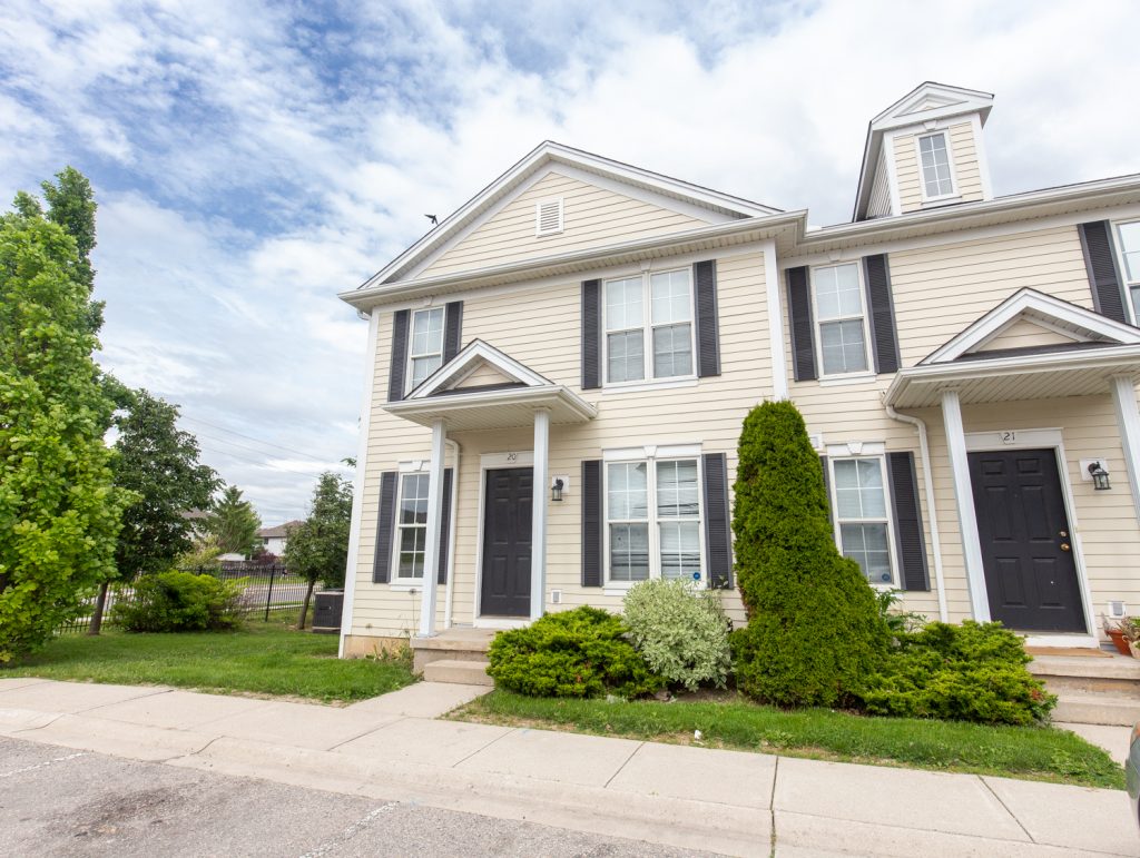 600 Sarnia Road SOLD Odland & Blair Royal LePage Triland