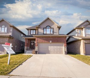 310 Brunswick Avenue – SOLD - Hyde Park Starter Home - Elevate Real Estate Group - Royal LePage Triland Realty 310 Brunswick Avenue – SOLD - Hyde Park Starter Home - Elevate Real Estate Group - Royal LePage Triland Realty